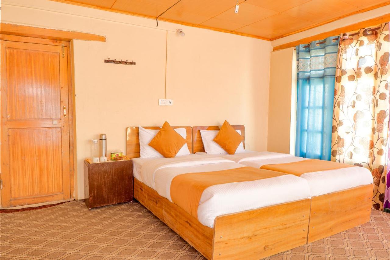 Astrostays At Pangong Spangmik Exterior photo